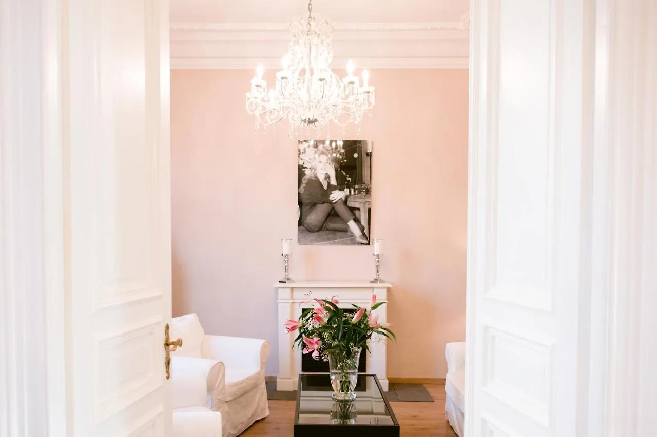 Boutique Hotel Villa Oberkassel Дюссельдорф