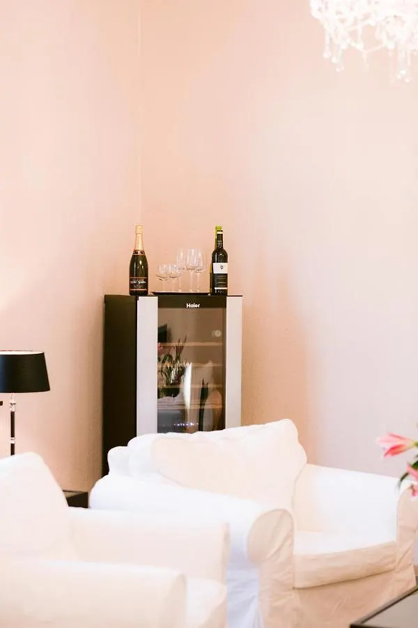 ***  Boutique Hotel Villa Oberkassel Дюссельдорф Германия