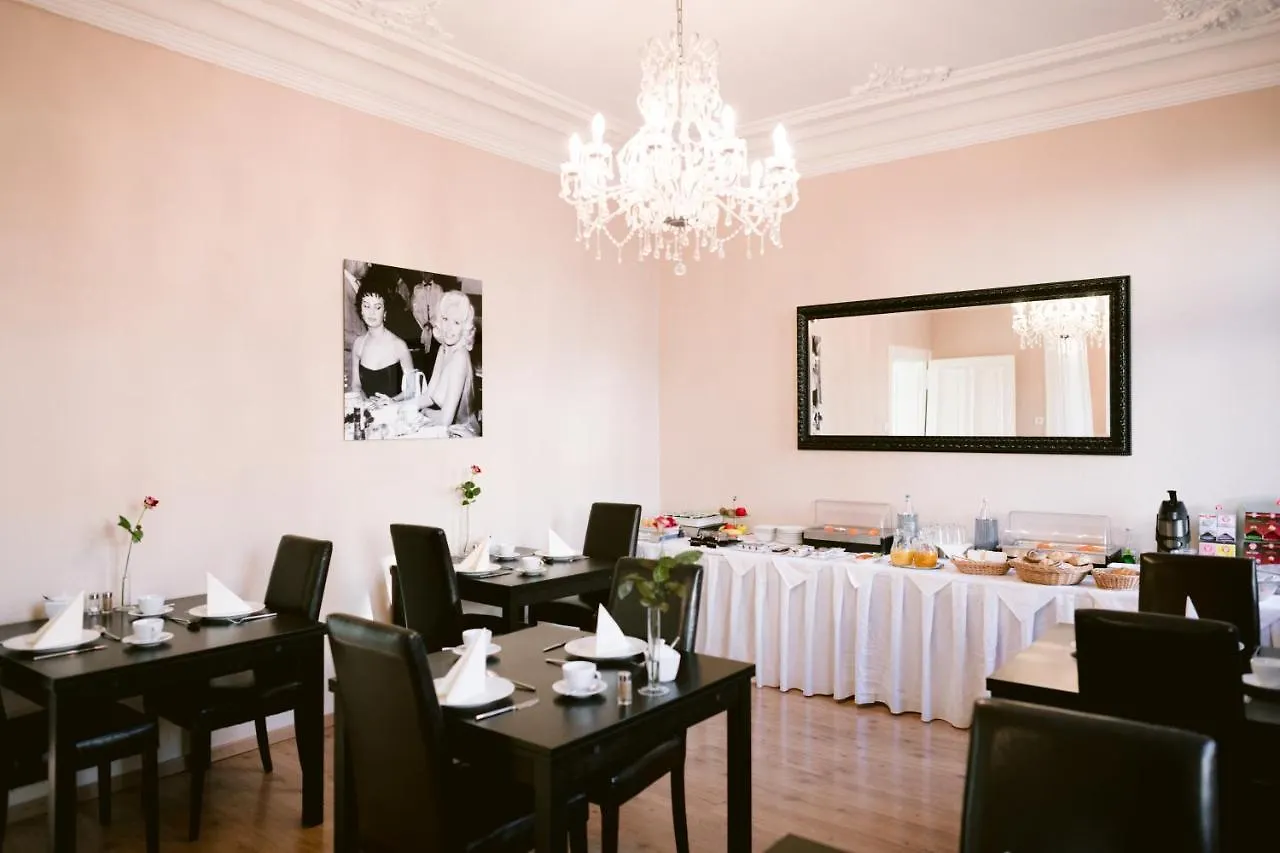 Boutique Hotel Villa Oberkassel Дюссельдорф 3*,  Германия