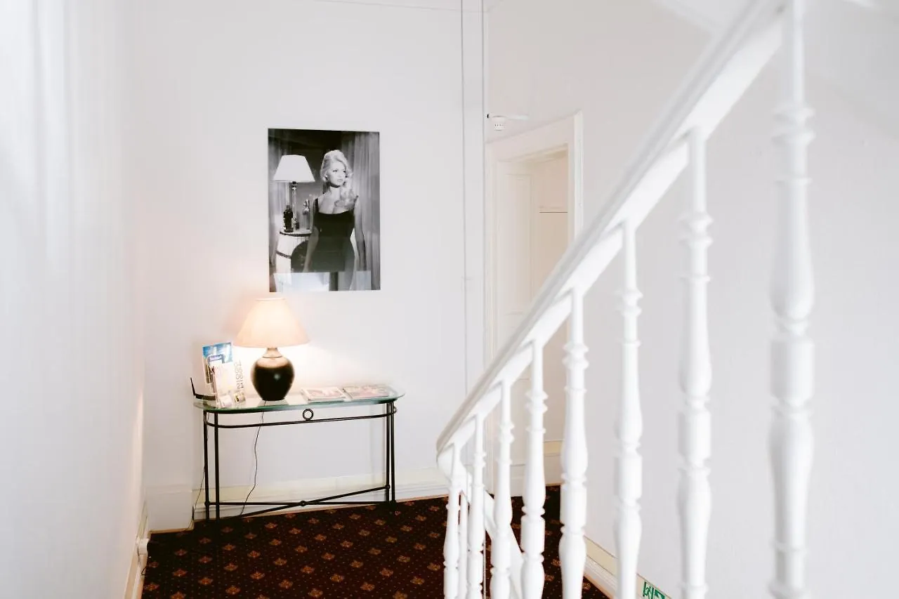Boutique Hotel Villa Oberkassel Dusseldorf