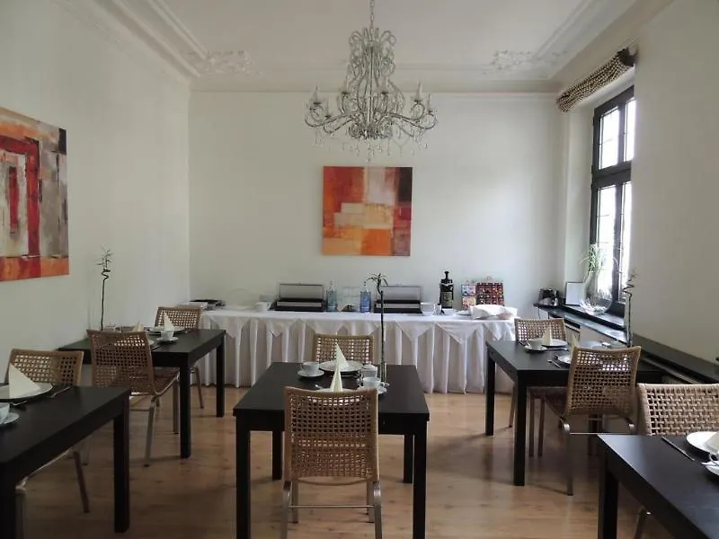 Boutique Hotel Villa Oberkassel Dusseldorf 3*,